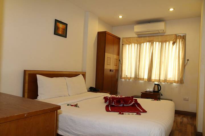 Room 19 of 35
