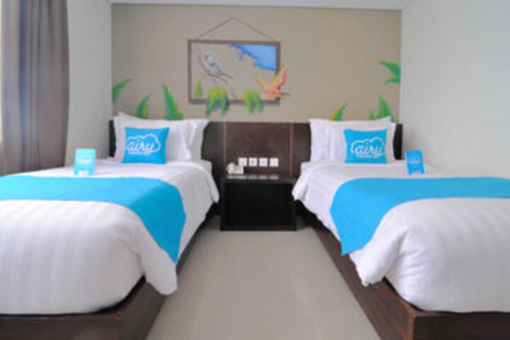 Room 8 of 30