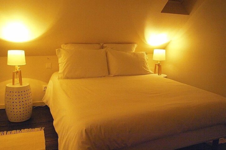 Room 4 of 13