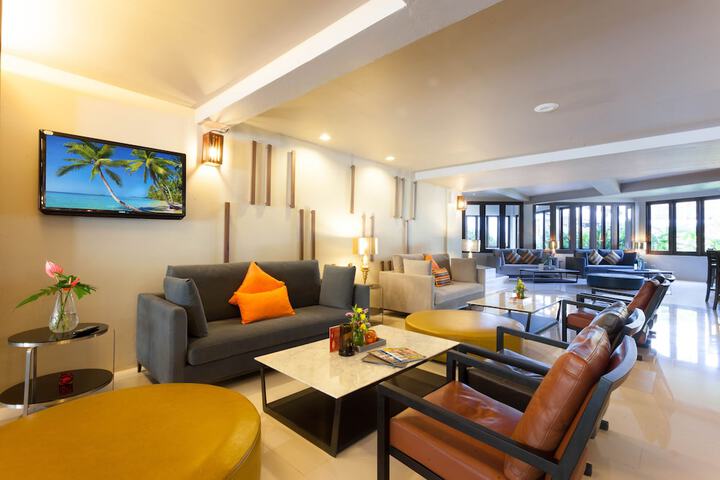 Hotel Lobby