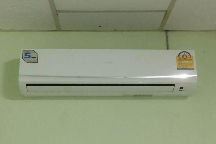 Room 15 of 29