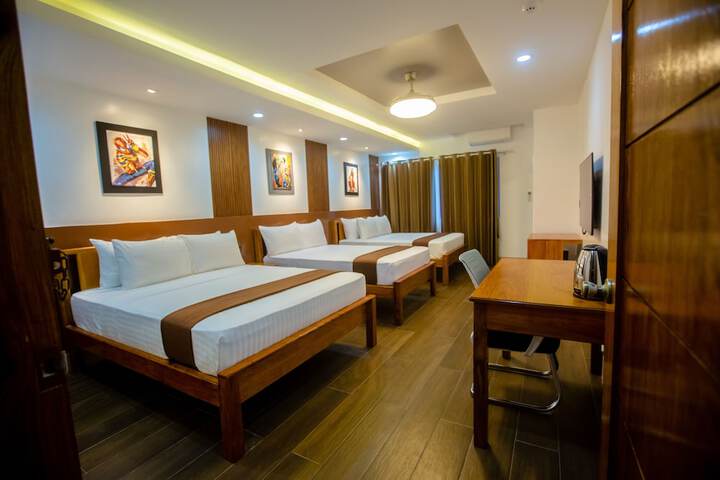 Room 32 of 72