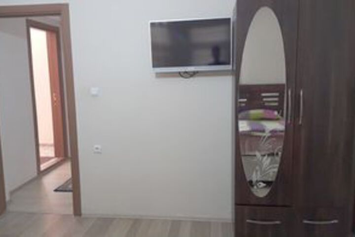 Room 18 of 29