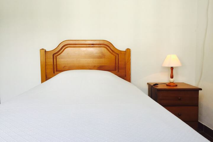Room 11 of 28