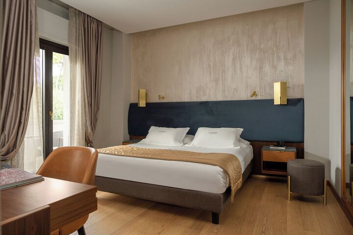 Room 40 of 97