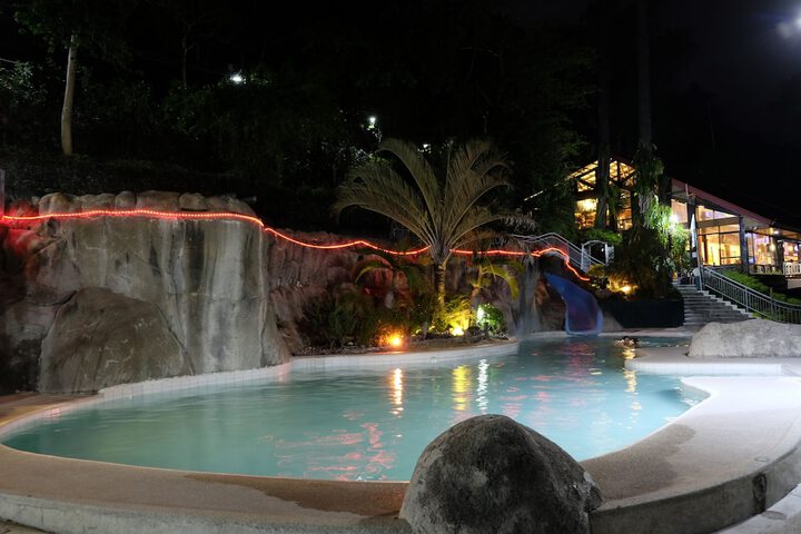 Pool Hotel