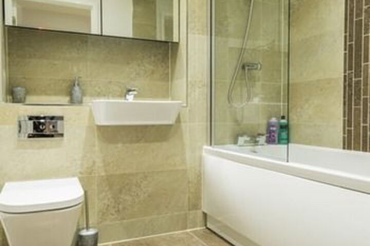 Room 4 of 22