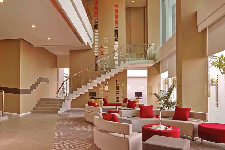 Hotel Interior 6 of 49