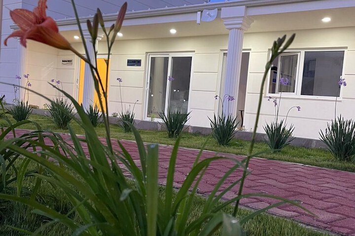 Hotel 33 of 58