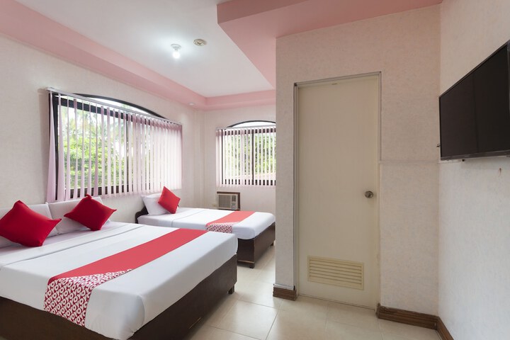 Room 6 of 31