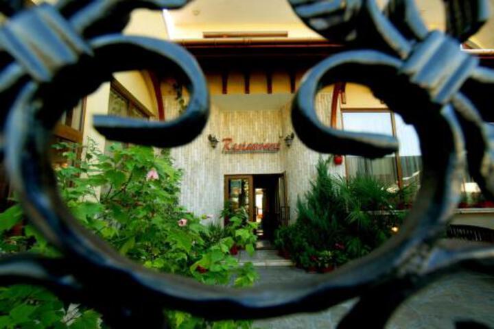 Family Hotel St. Constantine & Helena