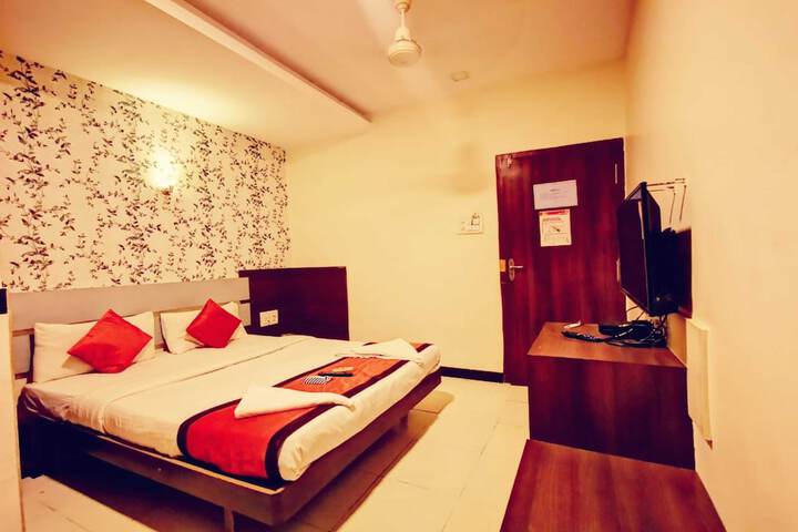 Room 3 of 41