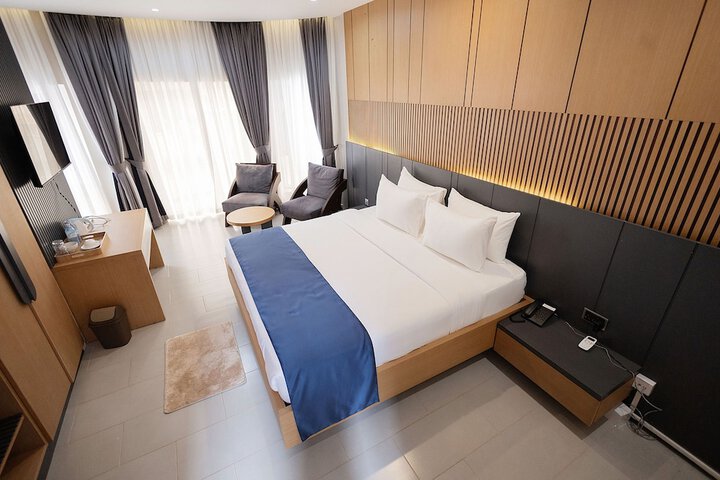 Room 19 of 73