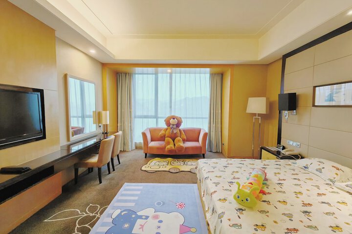 Room 7 of 89