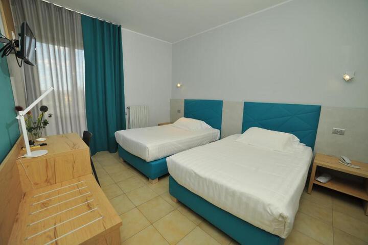 Photo 26