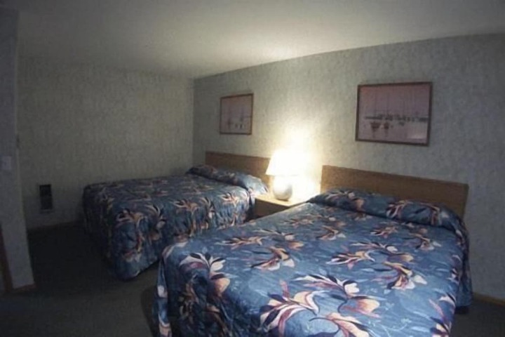 Room 6 of 22