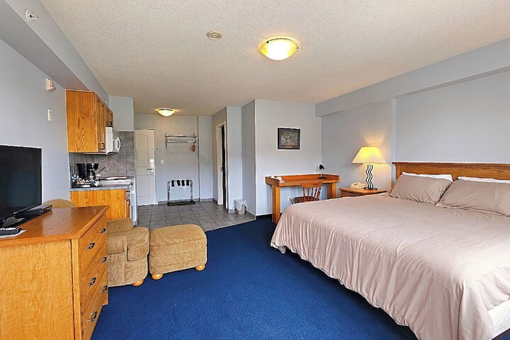 Room 7 of 41