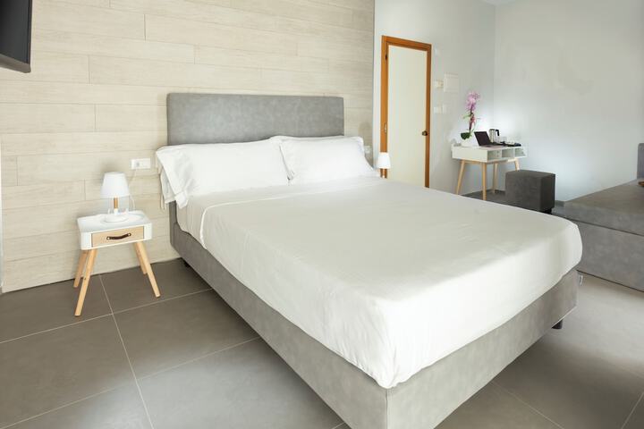 Room 5 of 41