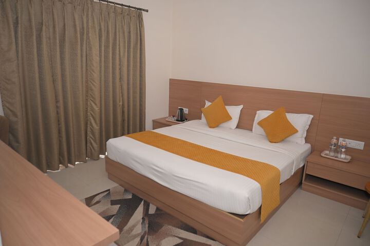 Room 21 of 35
