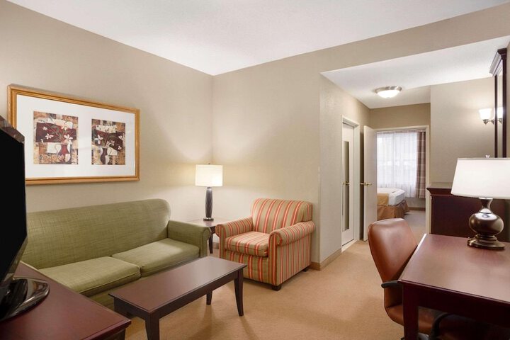 1 Bedroom Suite 2 Queen Beds (5 of 10)