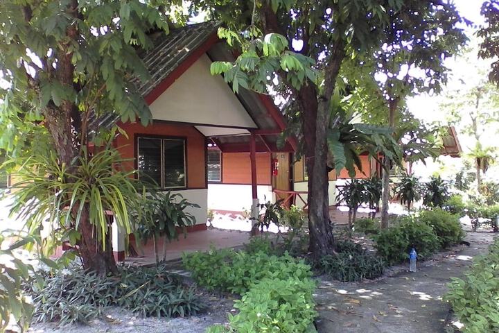 Room 6 of 73