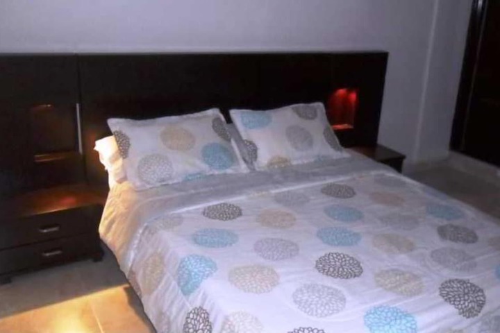 Room 2 of 38