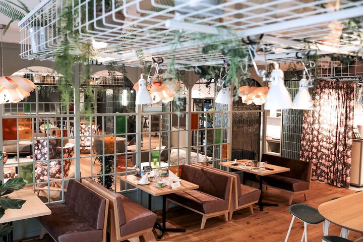 Breakfast area