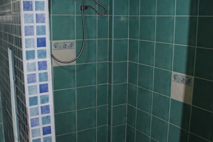 Room 74 of 83
