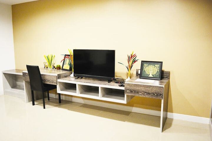 Room 33 of 46