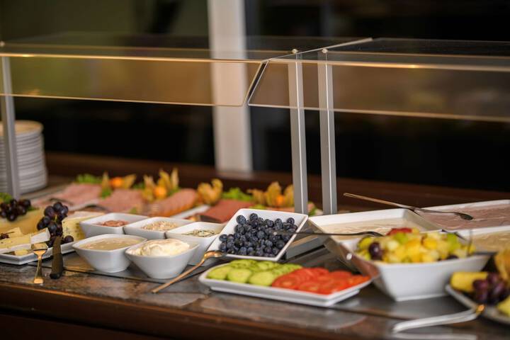Breakfast/Coffee Service 55 of 69