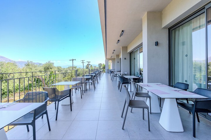 Terrace/Patio 148 of 160