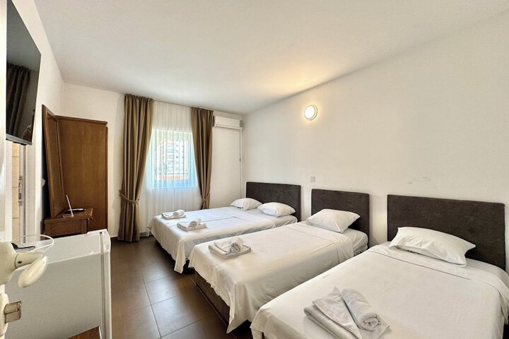 Room 43 of 73