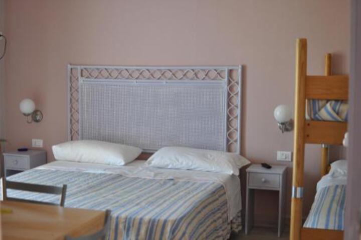 Photo 24