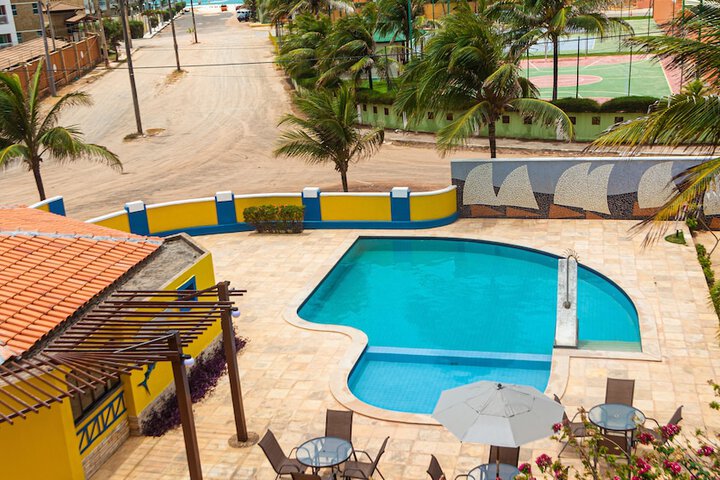 Pools & Facilities