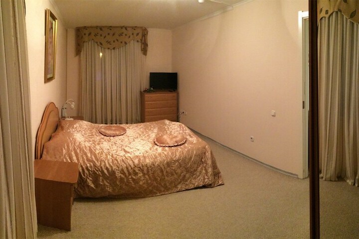 Room 14 of 38