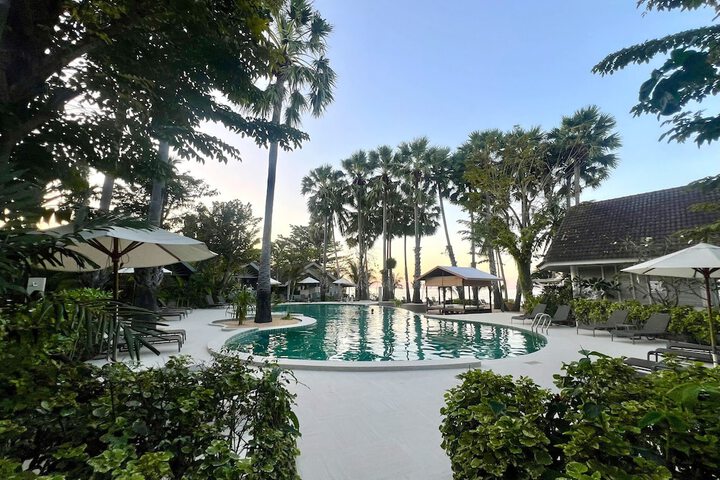 Pool 76 of 183