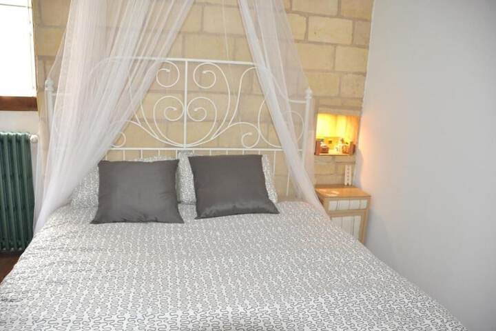 Room 15 of 62