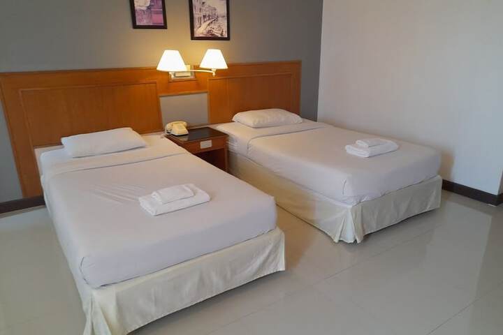 Room 40 of 92