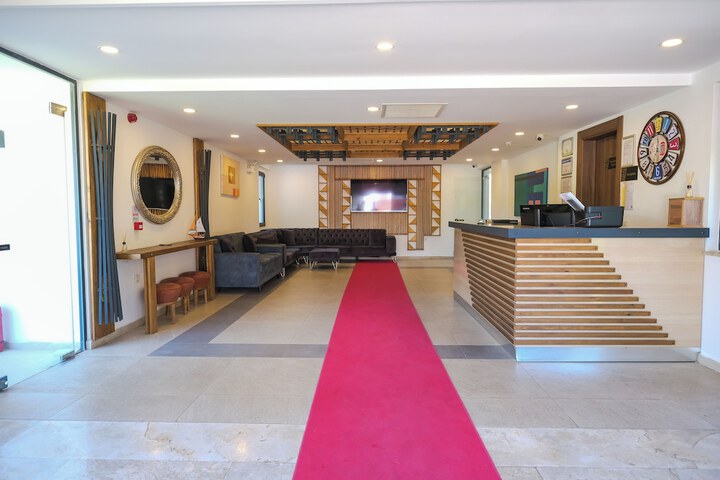Hotel Interior 2 of 36