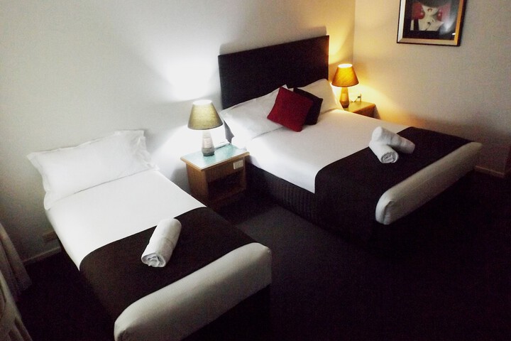 Room 5 of 51