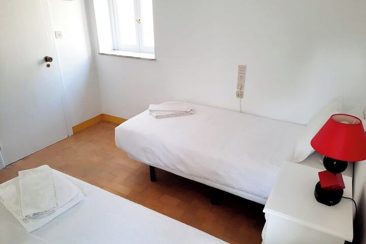 Room 29 of 118