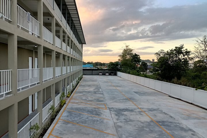 Terrace/Patio 5 of 7