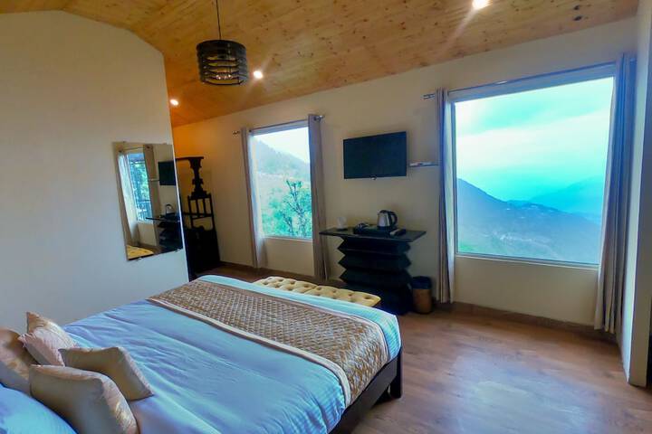 Room 15 of 44