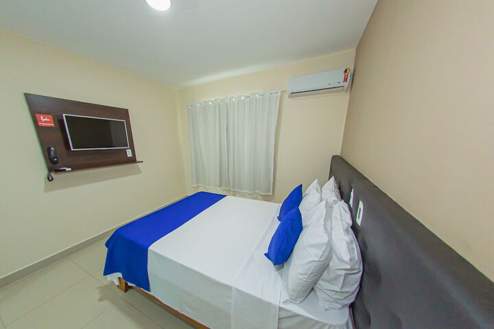 Room 5 of 36
