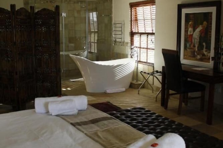 Room 15 of 62