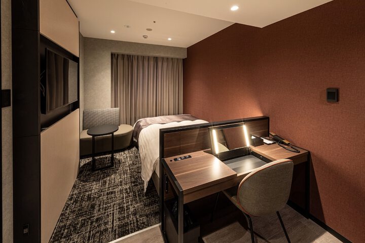 Room 19 of 47