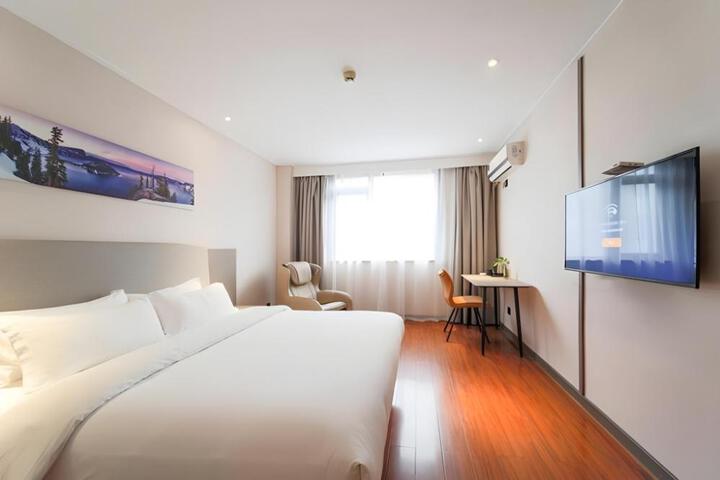 Home Inn Ningbo Tianyi Square Center