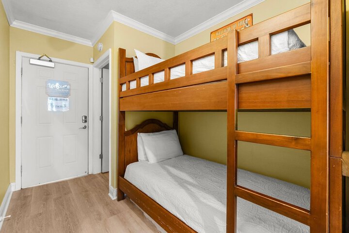 Room 45 of 64