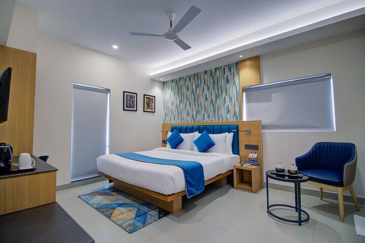 Room 9 of 51