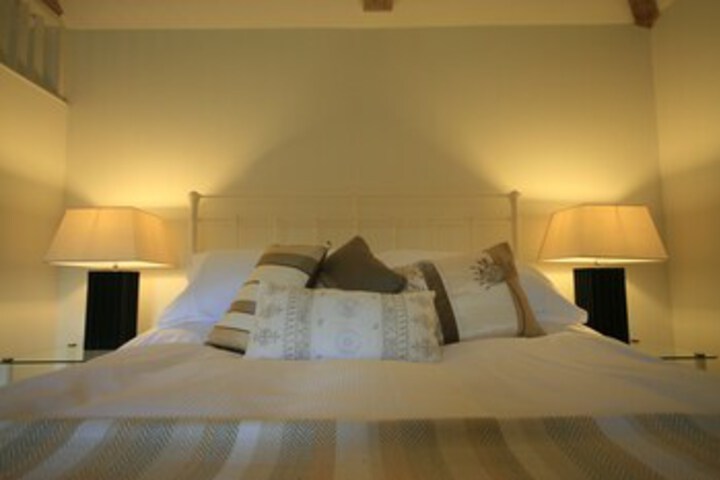 Room 8 of 22